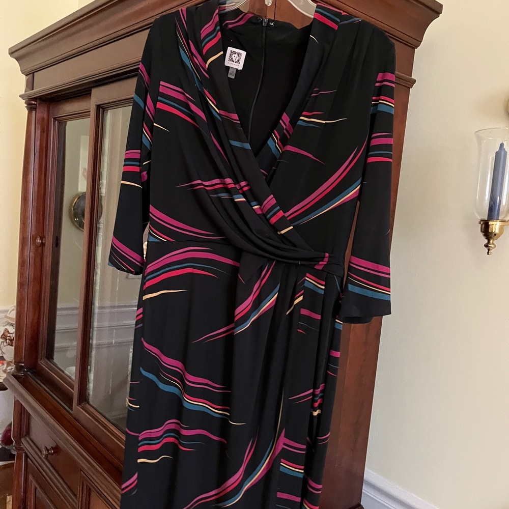 Elegant Black and Pink Women's Dress